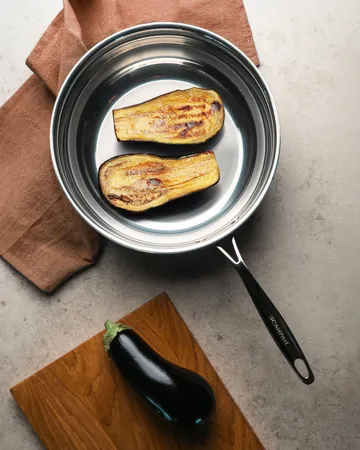 Scanpan Fusion 5 traktörpanna med lock - Rostfritt stål, utan handtag, Ø26 cm - Scanpan