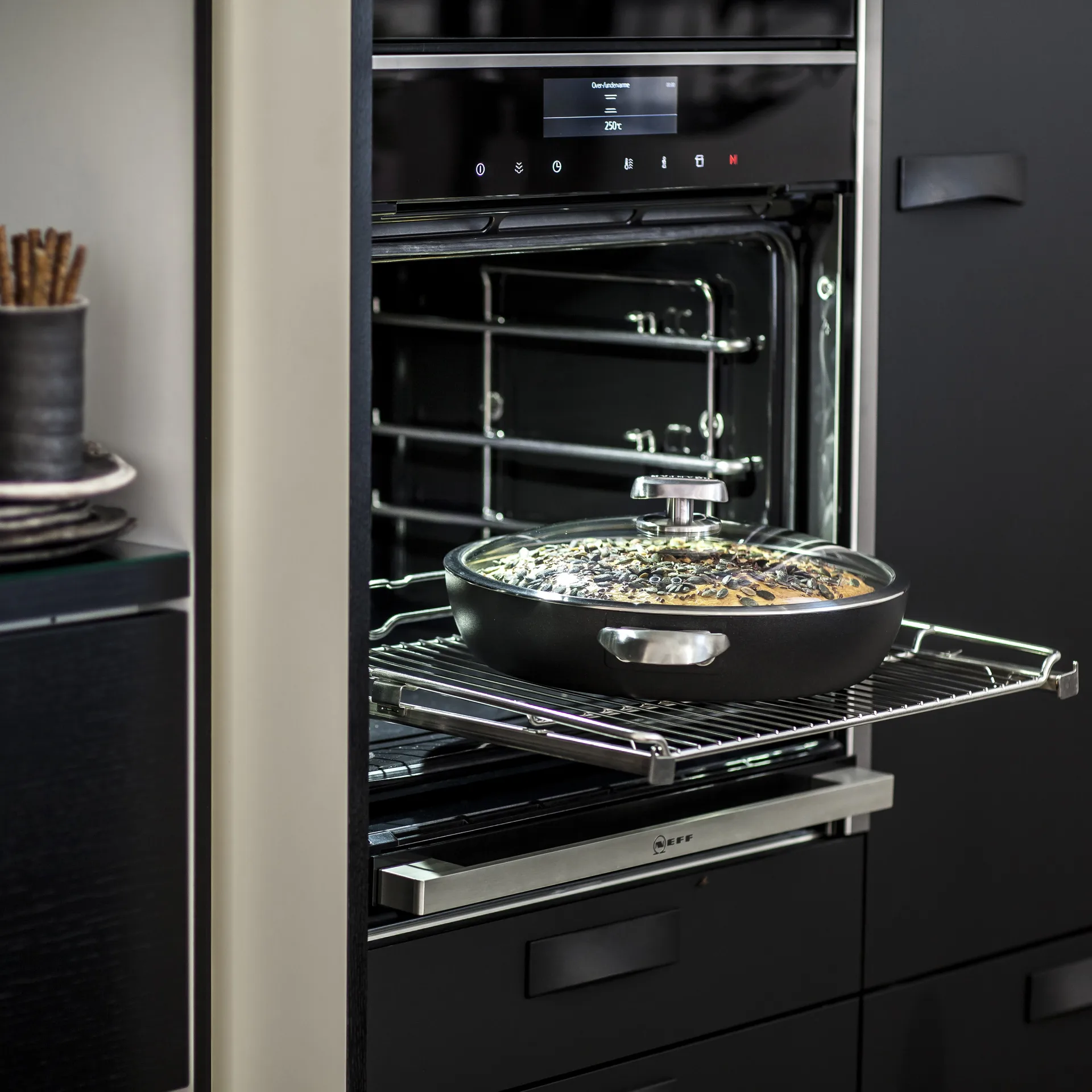 Scanpan Pro IQ traktörpanna med lock, Ø 28 cm Scanpan