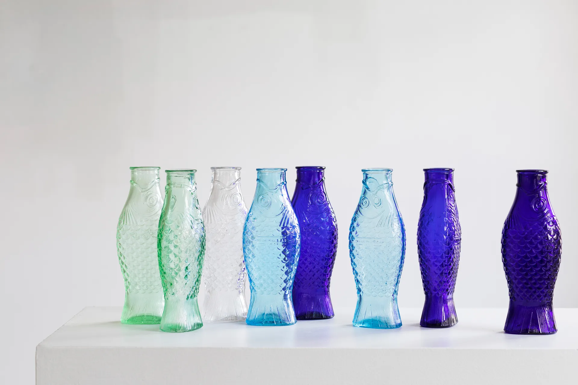 Fish & Fish glasflaska 85 cl, Cobalt blue Serax