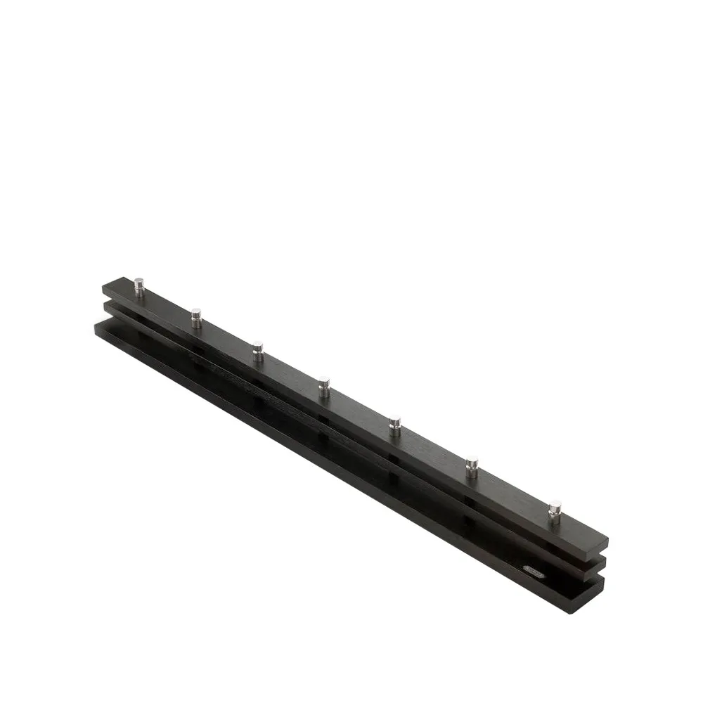 Cutter klädhängare, Ek, svartbetsad, 7st knoppar Skagerak