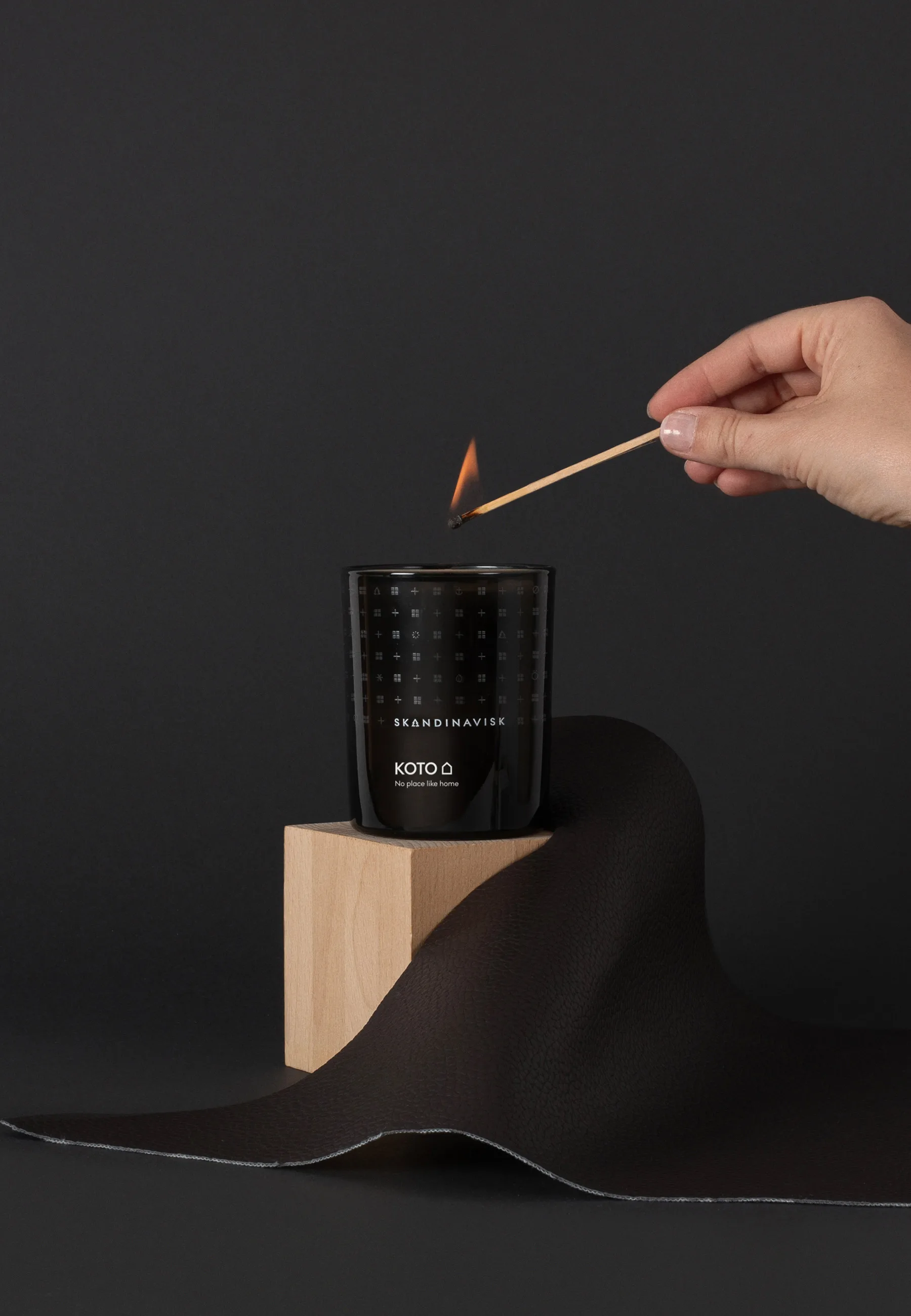 Koto doftljus med lock, 200 g Skandinavisk