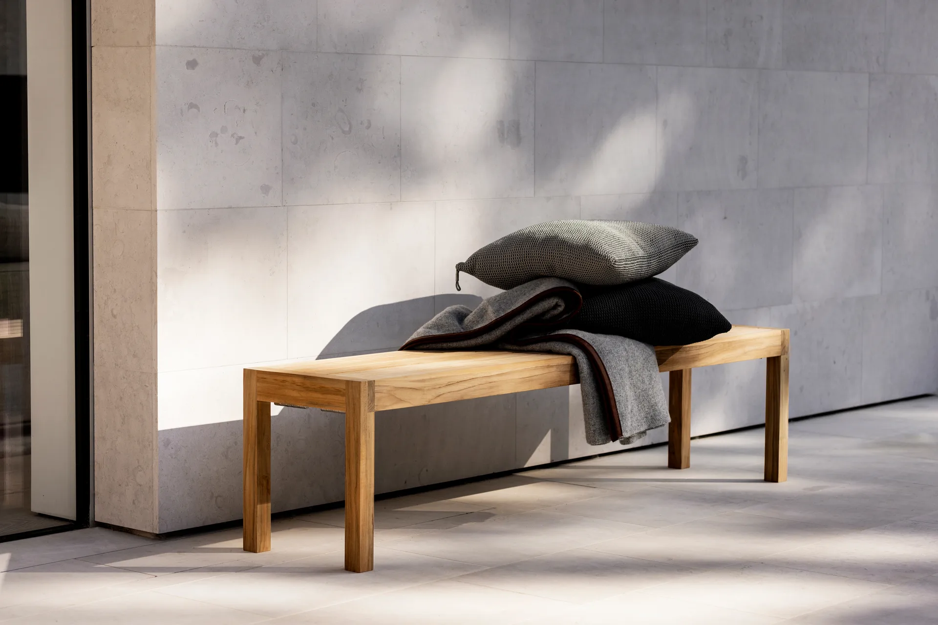 Laknäs bänk 180x40x45 cm, Teak Skargaarden