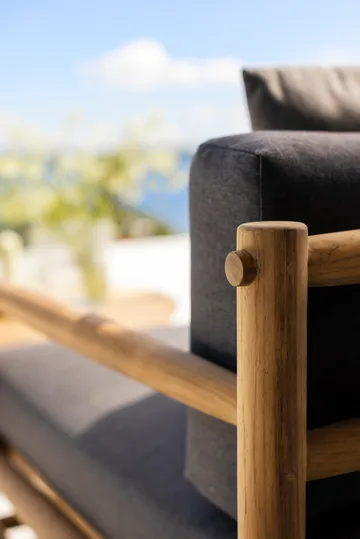 Saltholm loungefåtölj teak-gråbrun dyna - Skargaarden