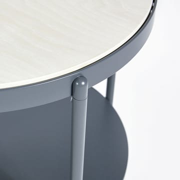 Lene sidobord - grå, lågt, vitpigmenterad askfanér - SMD Design