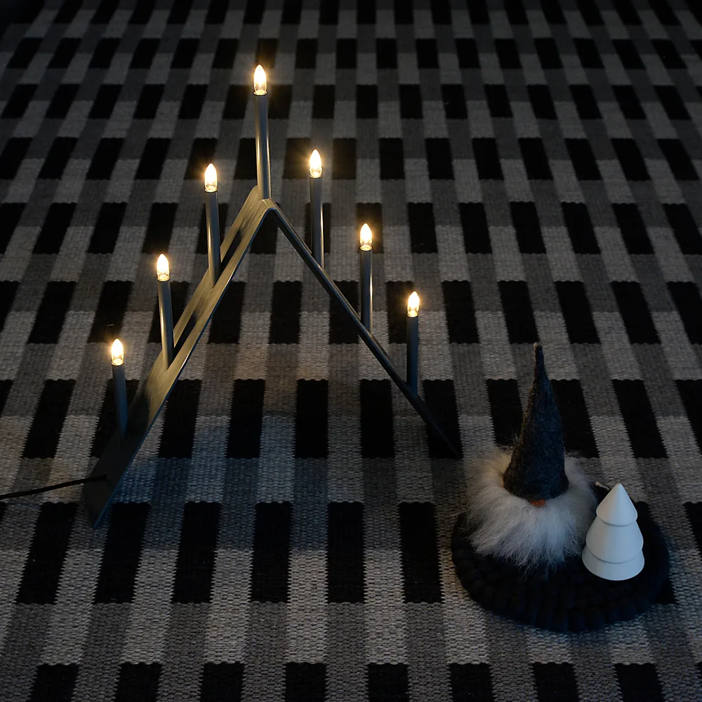 Spica 7 adventsljusstake, röd, led SMD Design