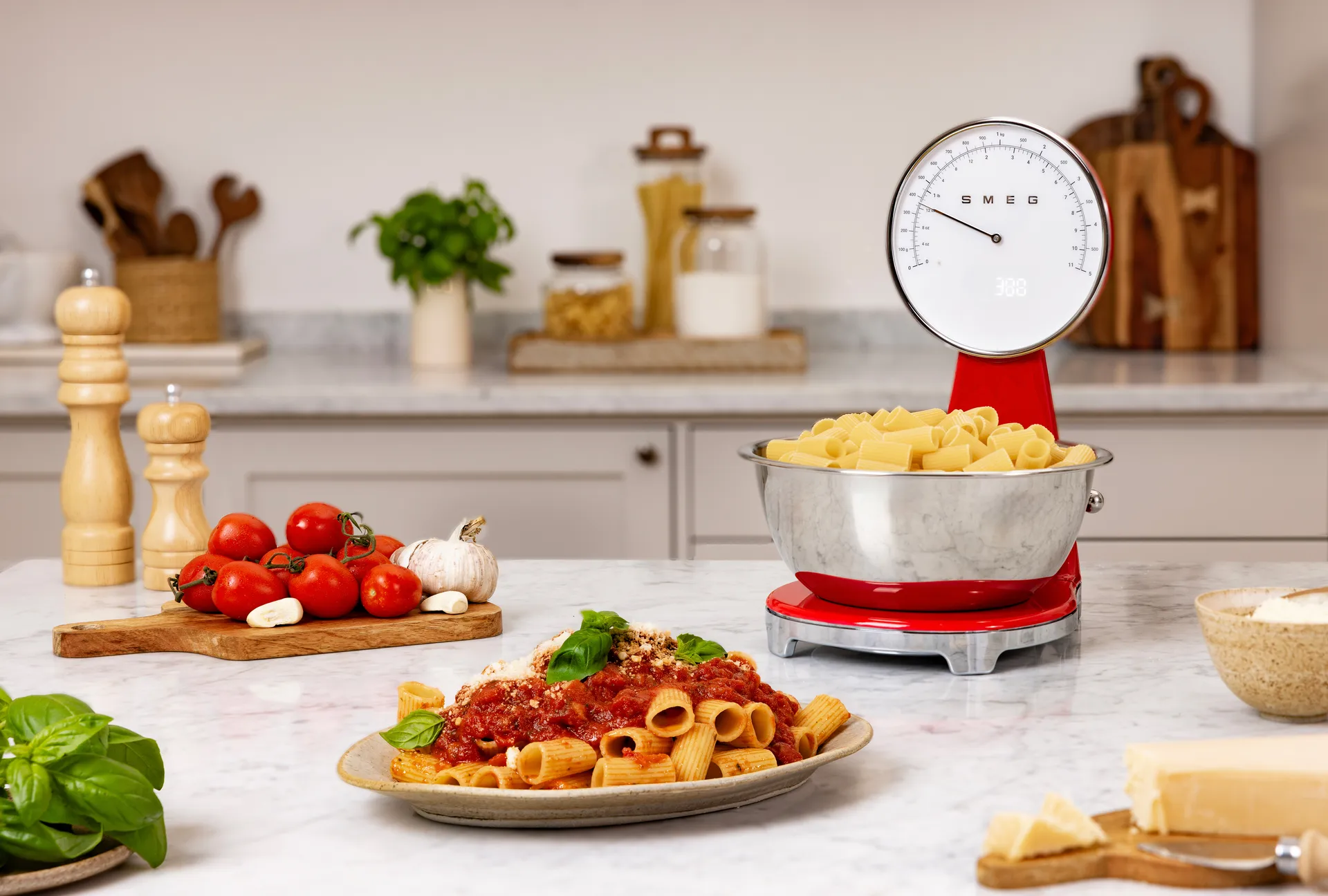 Smeg 50's Style analog köksvåg, Red Smeg