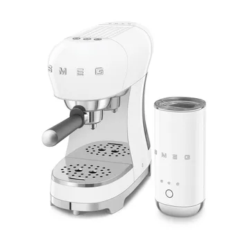 Smeg 50's Style espressomaskin med mjölkskummare - Vit - Smeg