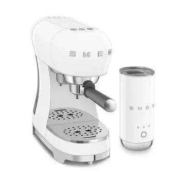 Smeg 50's Style espressomaskin med mjölkskummare - Vit - Smeg