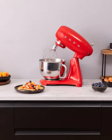 Smeg 50's style köksmaskin - Röd, 1000 w, 4,8 L - Smeg