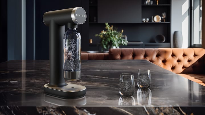 Smeg Sodamaker kolsyremaskin, Matt svart Smeg