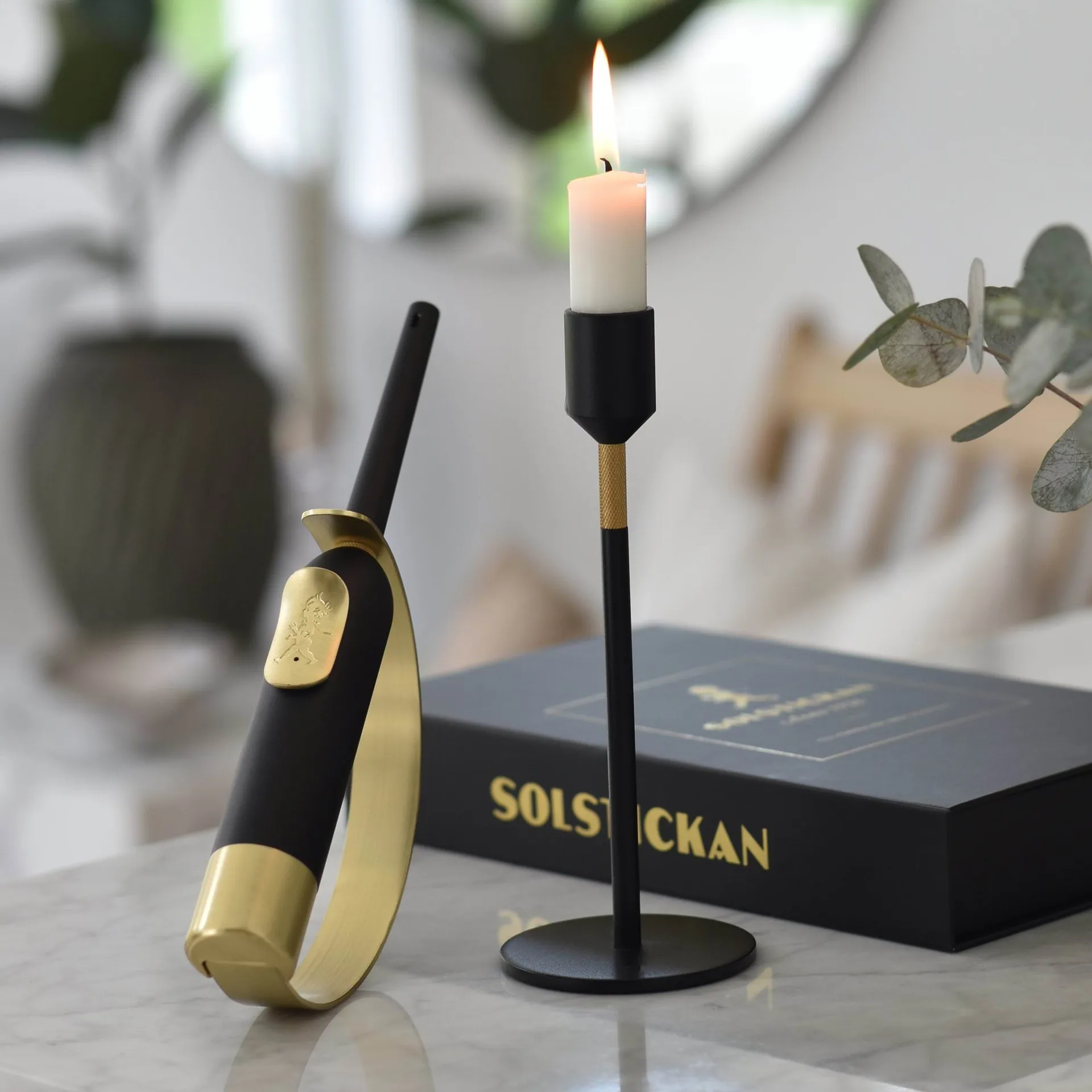 Solstickan eldklinga tändare, Svart-mässig Solstickan Design