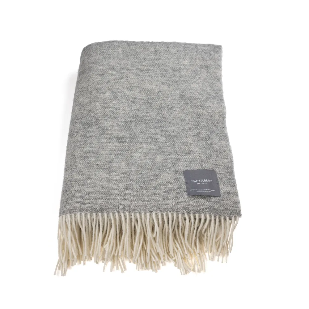 Stackelbergs Wool pläd grey & offwhite