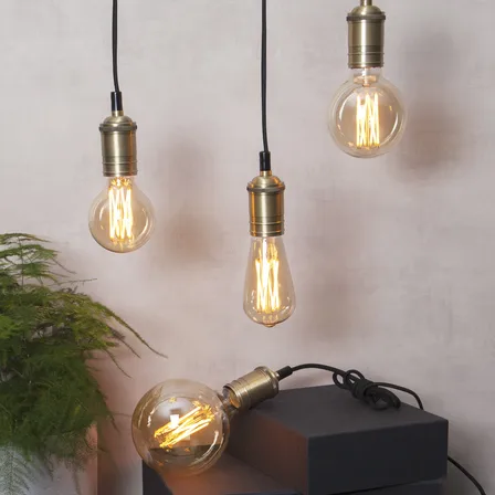 Classical sladd med stickkontakt, svart-mässing Star Trading