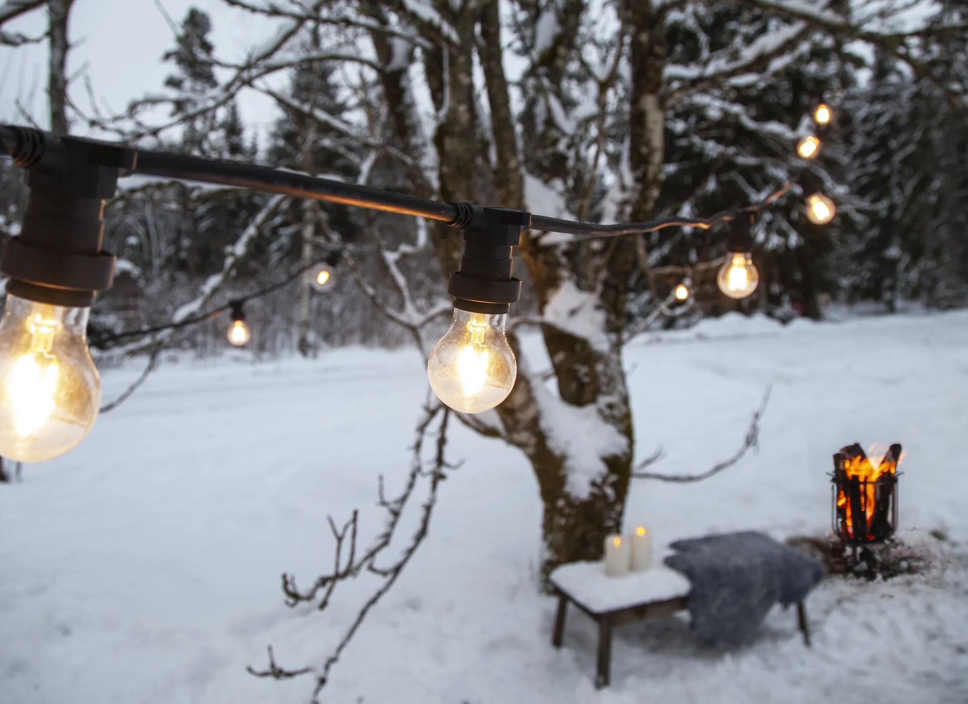 Connecta ljusslinga E27 7,35 m, Svart Star Trading