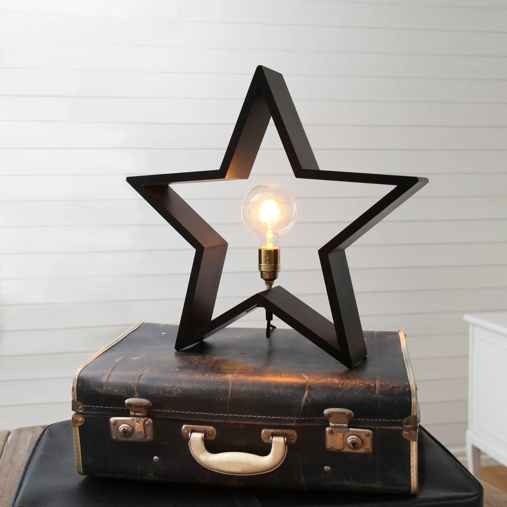 Lysekil adventsstjärna bord 48 cm, Svart Star Trading