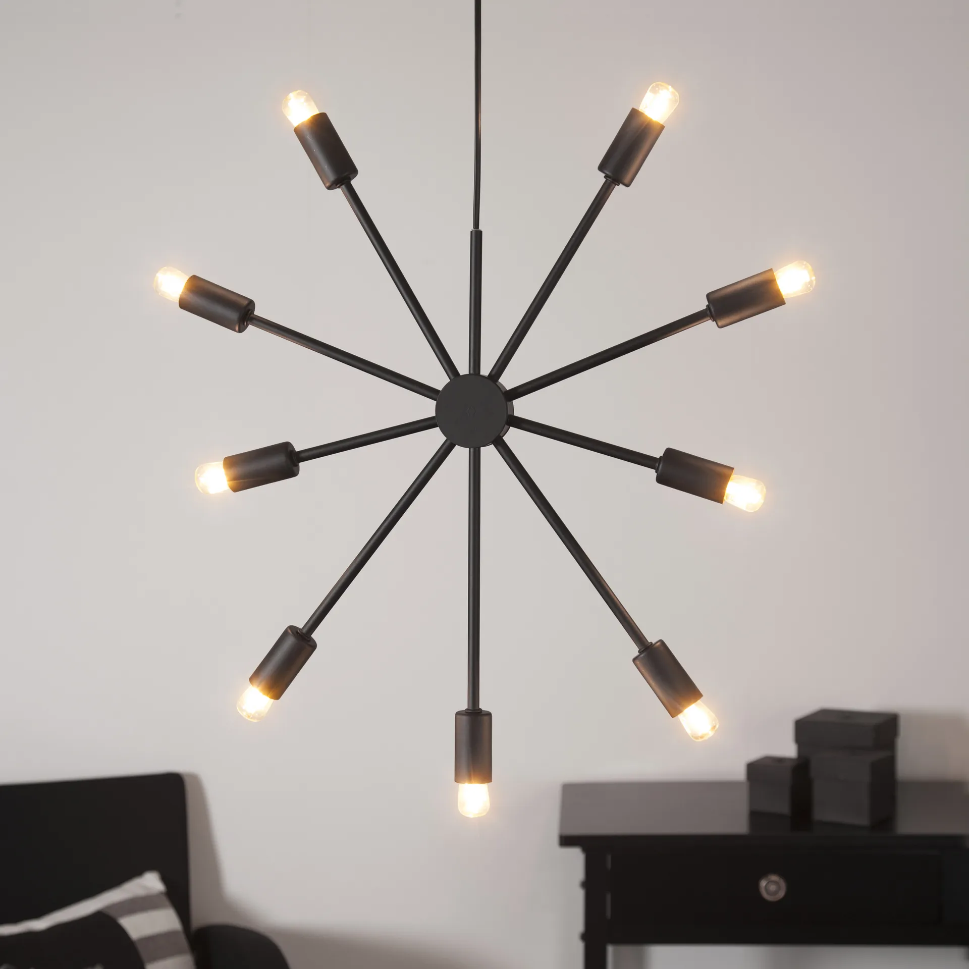 Pix adventsstjärna, Svart Star Trading