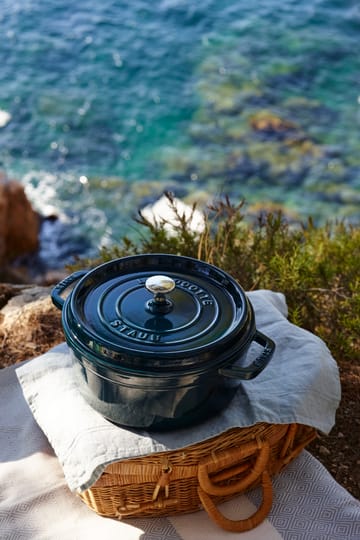 La Mer rund gryta, tre lager emalj - 3,8 l - STAUB