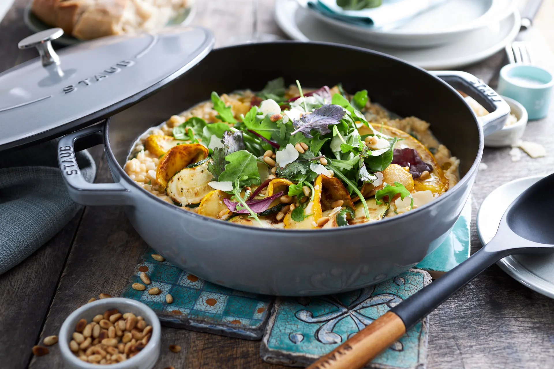 Staub Chistera traktörpanna gjutjärn Ø24 cm, Grafitgrå STAUB