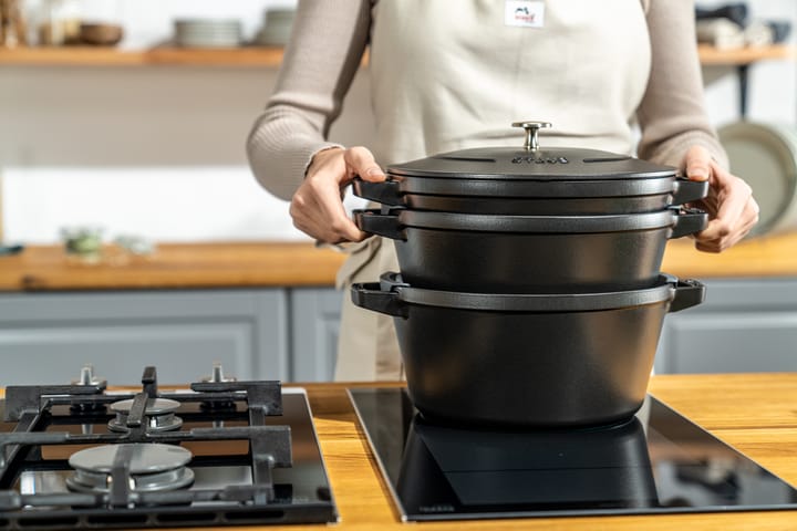 Staub Gryt & kastrullset stapelbara 5 delar, Svart STAUB