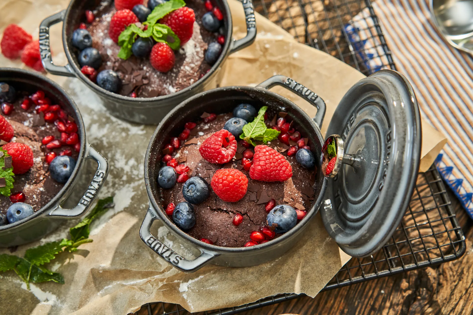 Staub La Cocotte rund gryta gjutjärn 0,4 L, Grafitgrå STAUB