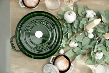 Staub La Cocotte rund gryta gjutjärn 2,6 L - Basilikagrön - STAUB