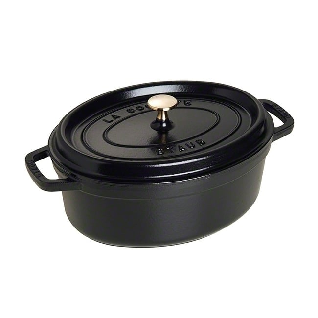 Staub oval gryta i gjutjärn 4,2 l svart | Skandinavisk Design | Grytor | Svart