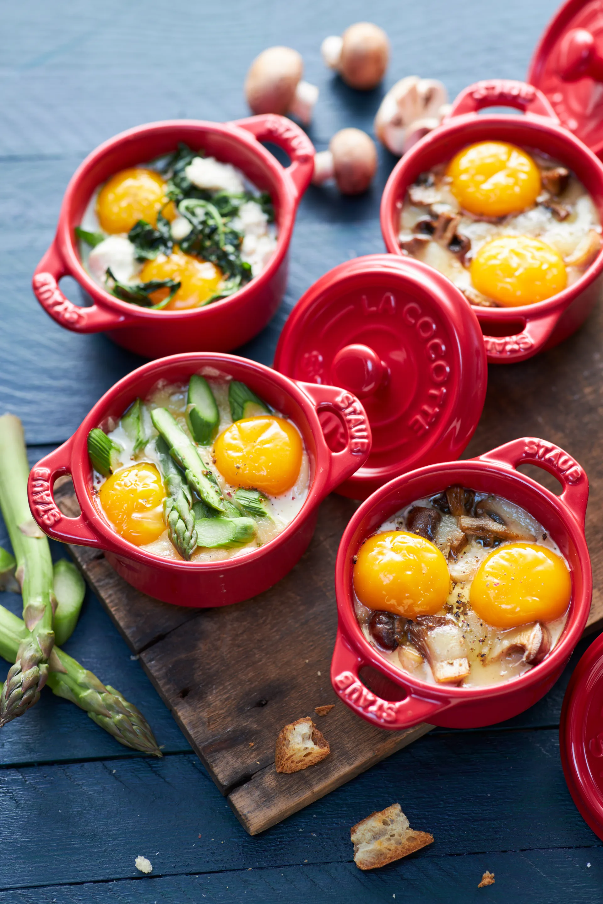 Staub rund minigryta 0,2 l, röd STAUB