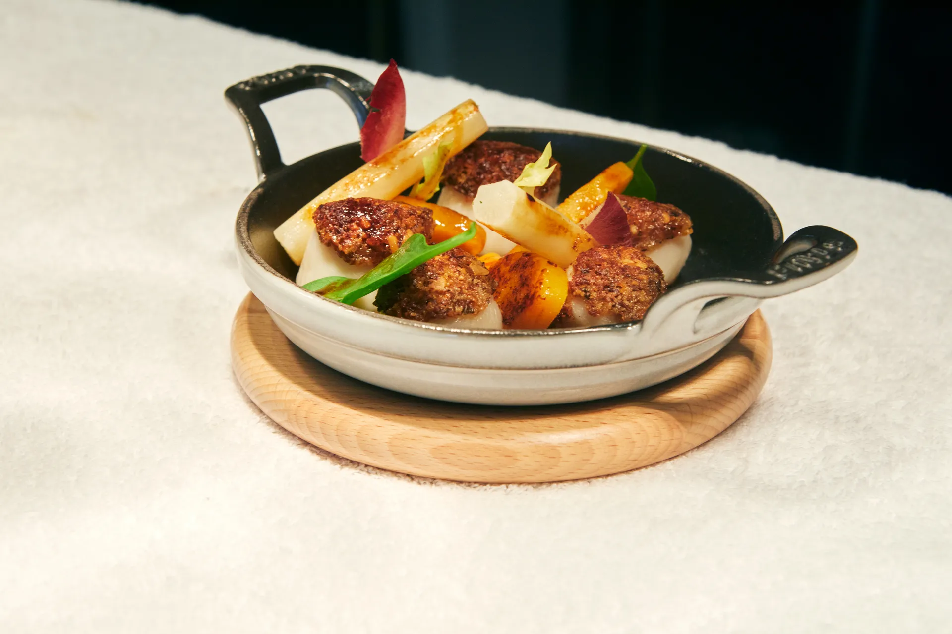 Staub rund ugnsform gjutjärn Ø12 cm, Grafitgrå STAUB