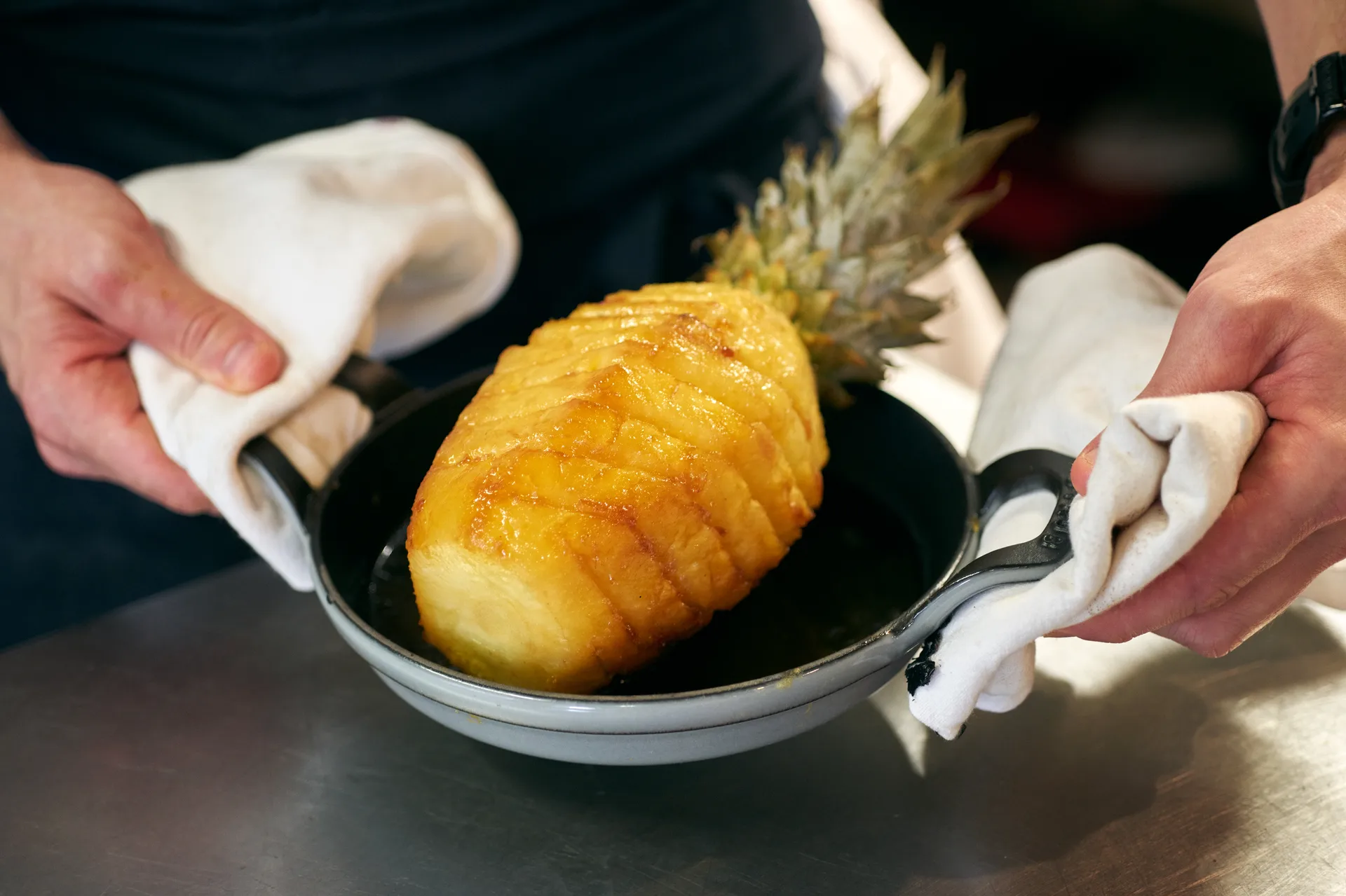 Staub rund ugnsform gjutjärn Ø20 cm, Grafitgrå STAUB