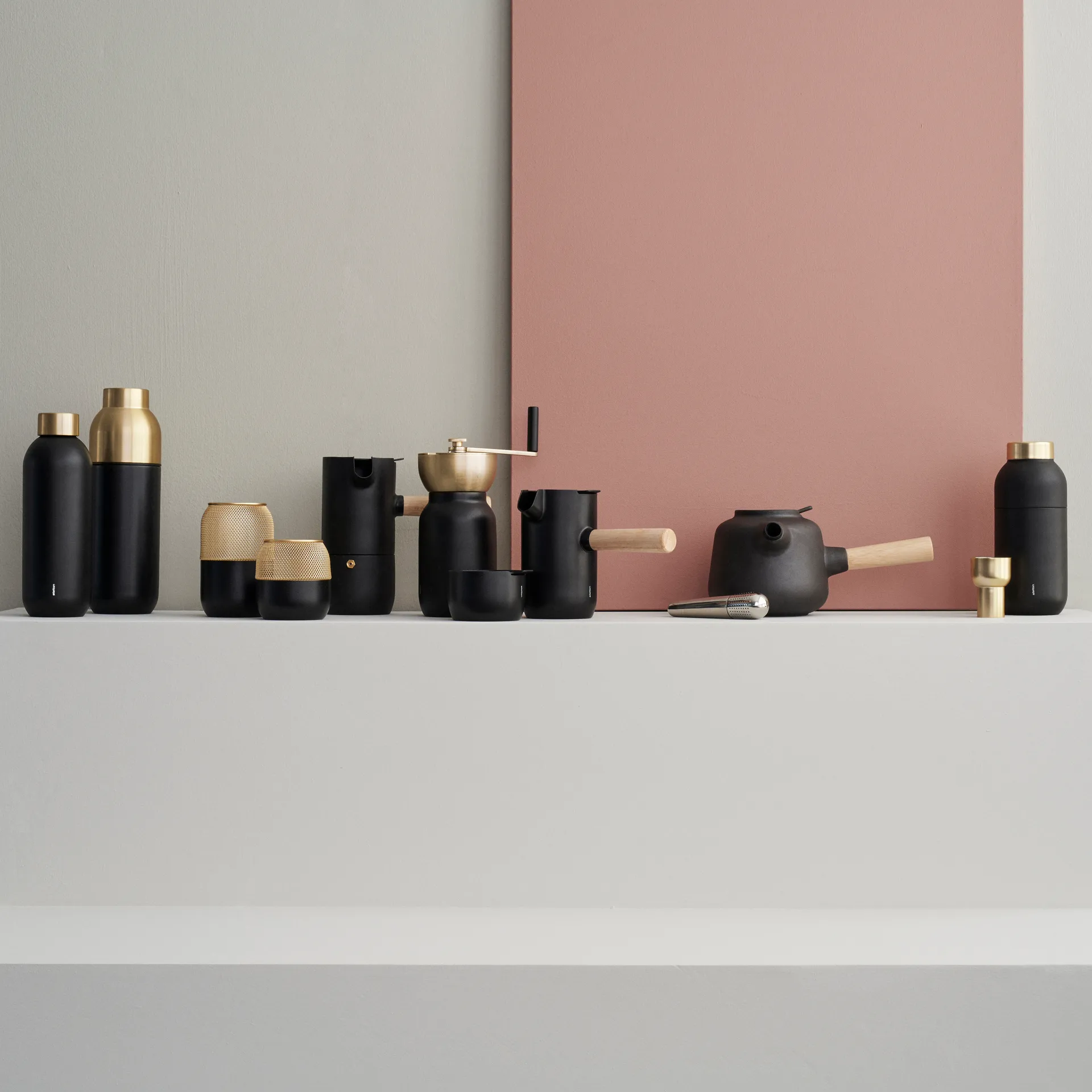 Collar termoflaska 0,75 l, svart Stelton