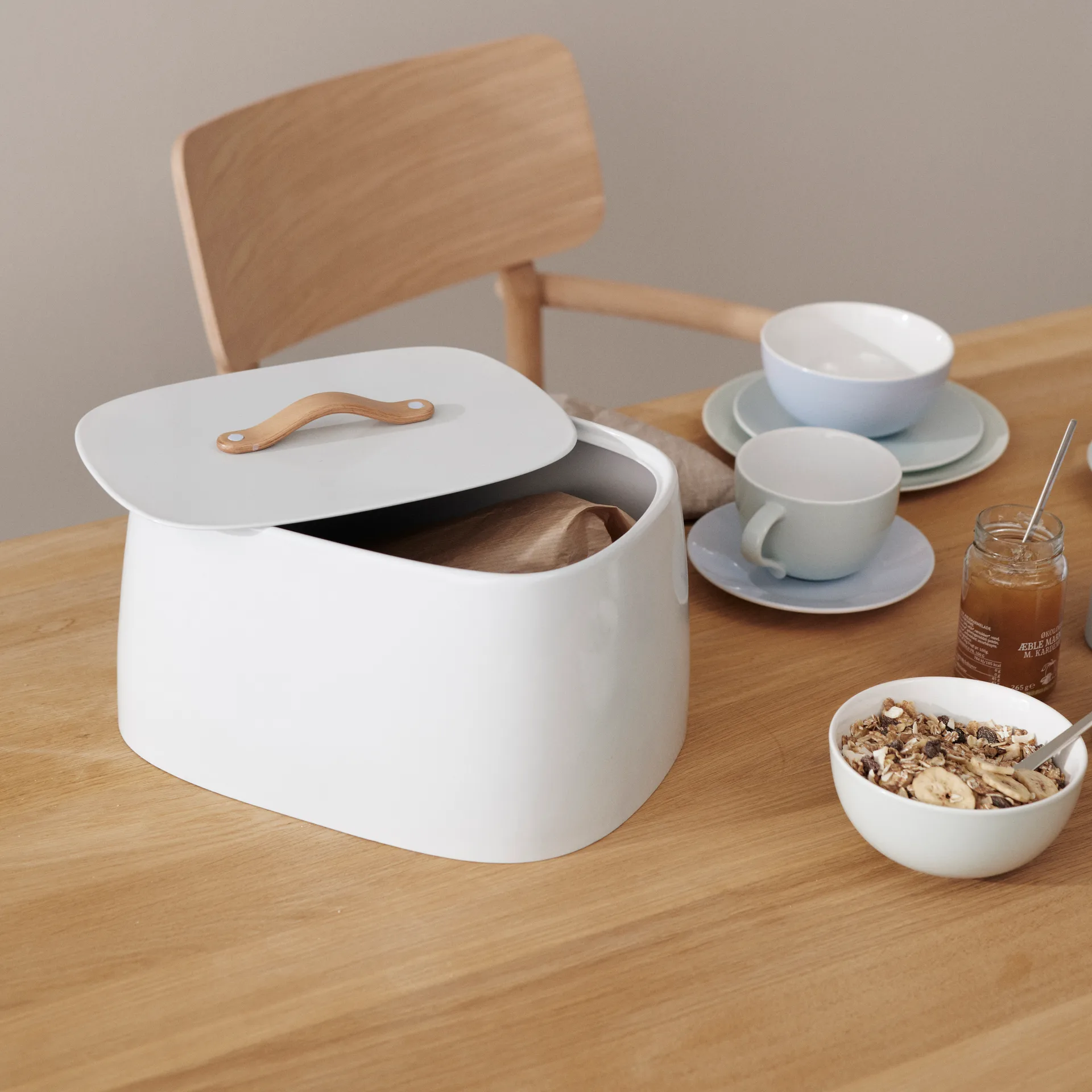 Emma brödlåda 24,5x32,5 cm, Blå Stelton