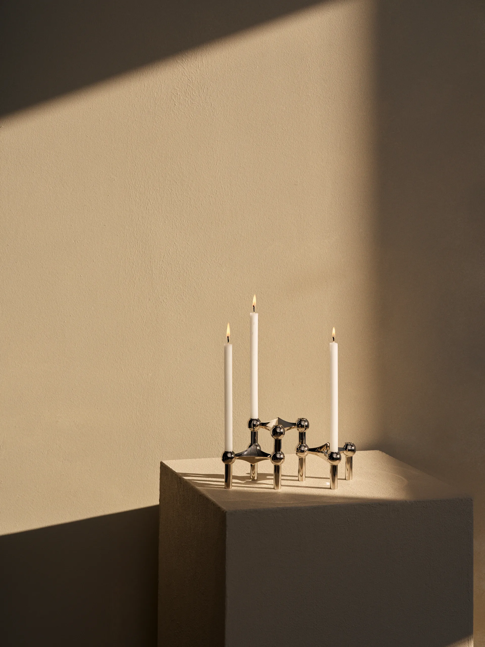 Nagel ljus 12-pack, vit STOFF