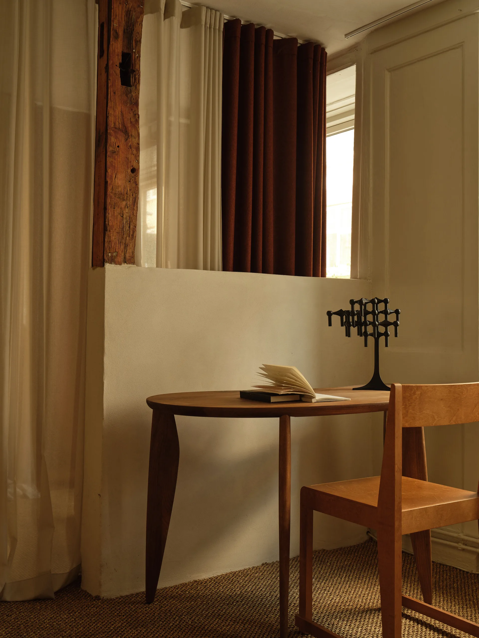 STOFF Nagel stativ, Svart STOFF