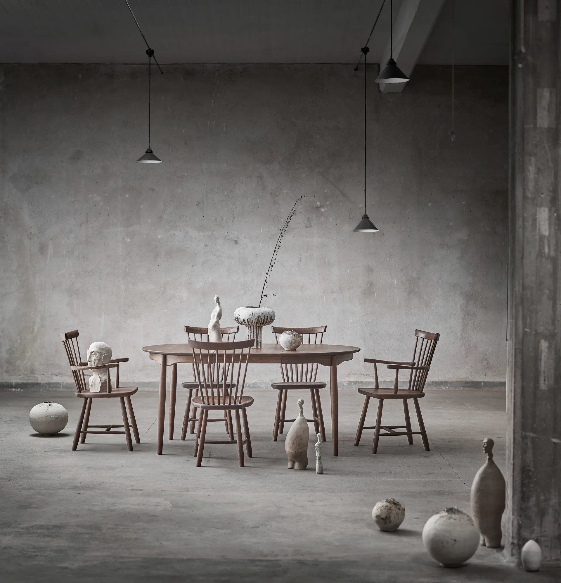 Carl matbord delbart Ø115 cm, Smoked oak Stolab