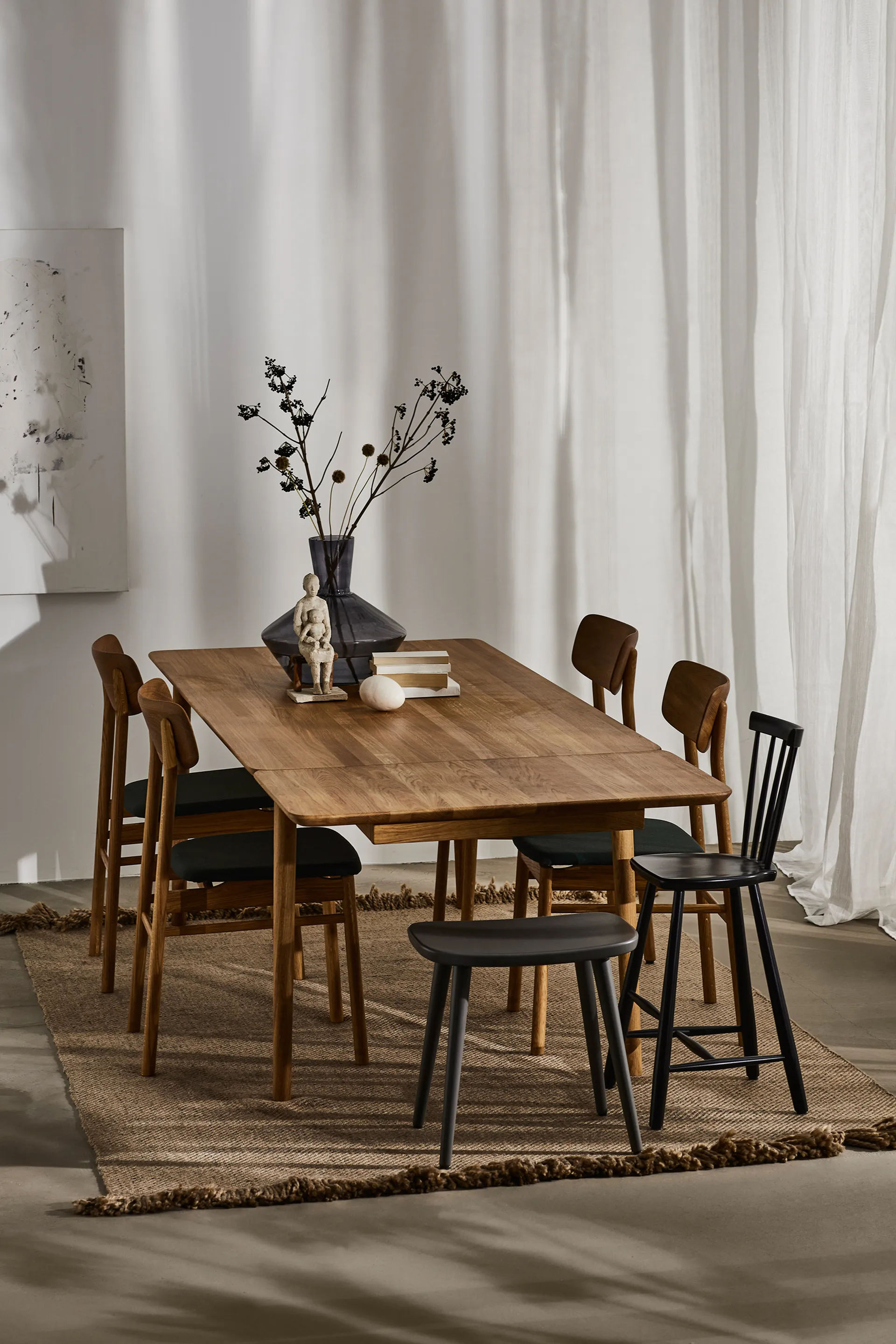 Prima Vista stol oljad ek, Läder elmotique 99001 svart Stolab