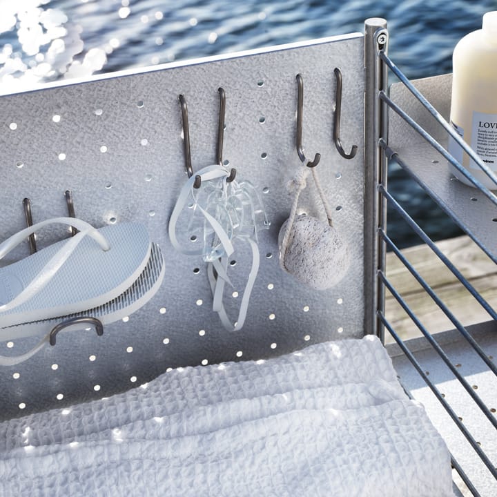 String Outdoor fristående panel, galvaniserad String