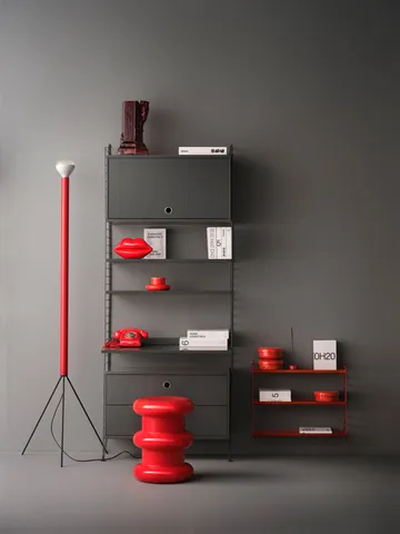 String Pocket hylla metall - Oxtorgsröd - String