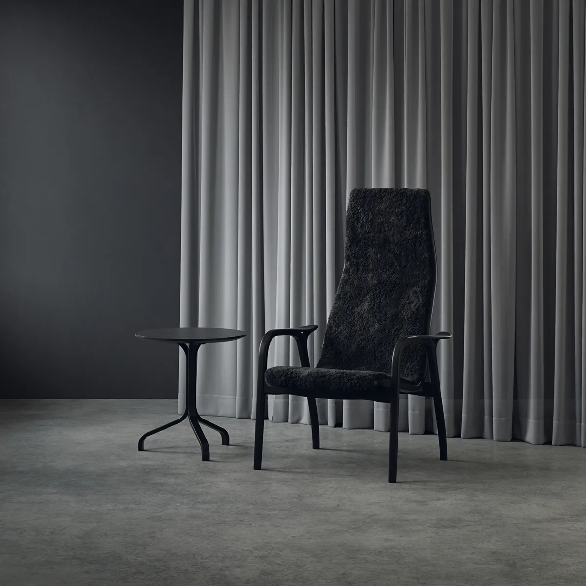 Lamino bord 49 cm, Bok svartbetsad Swedese