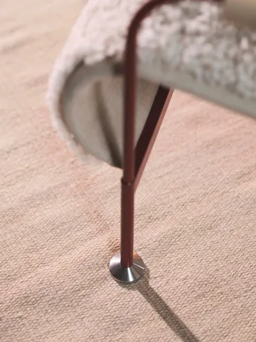 Serpentine fåtölj - Tyg Romo Linara Rye-röd-tärnsjö Nature - Swedese