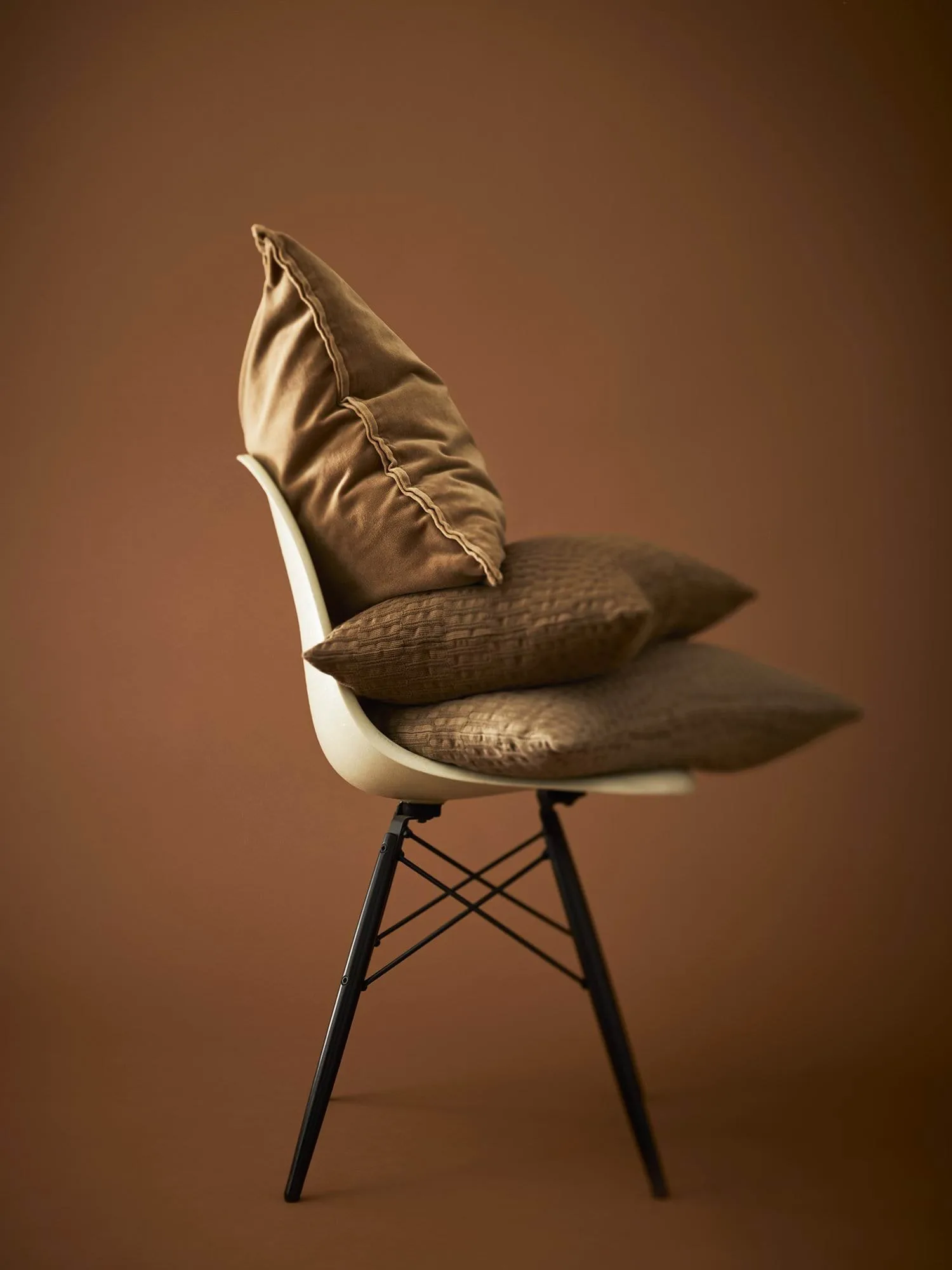 Claire kuddfodral, Mud brown, 40x60 cm Tell Me More
