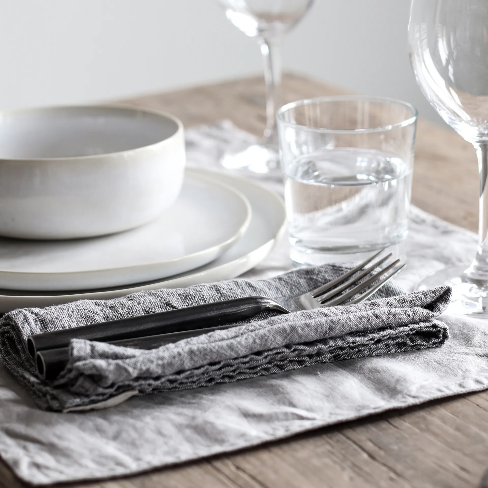 Julian servett linne 42x42 cm, Grå Tell Me More