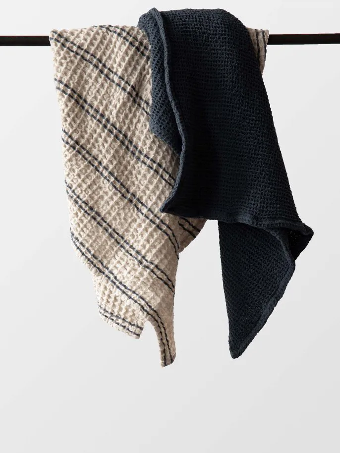 Nella handduk 50x70 cm, Blue Tell Me More