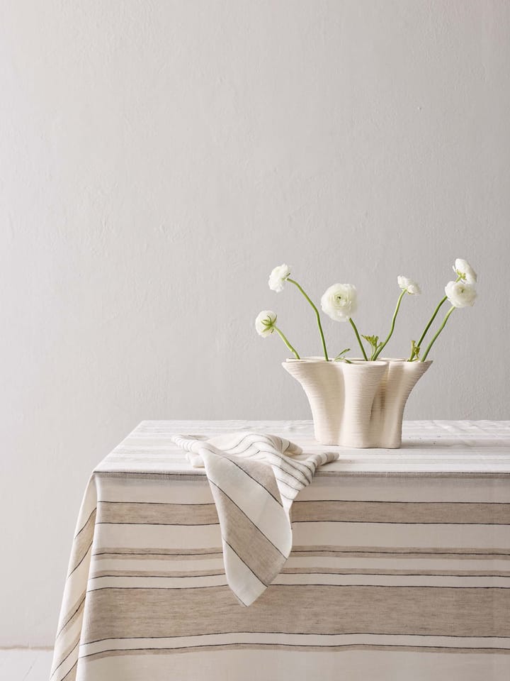 Noah bordsduk, Beige stripe, 145x270 cm Tell Me More