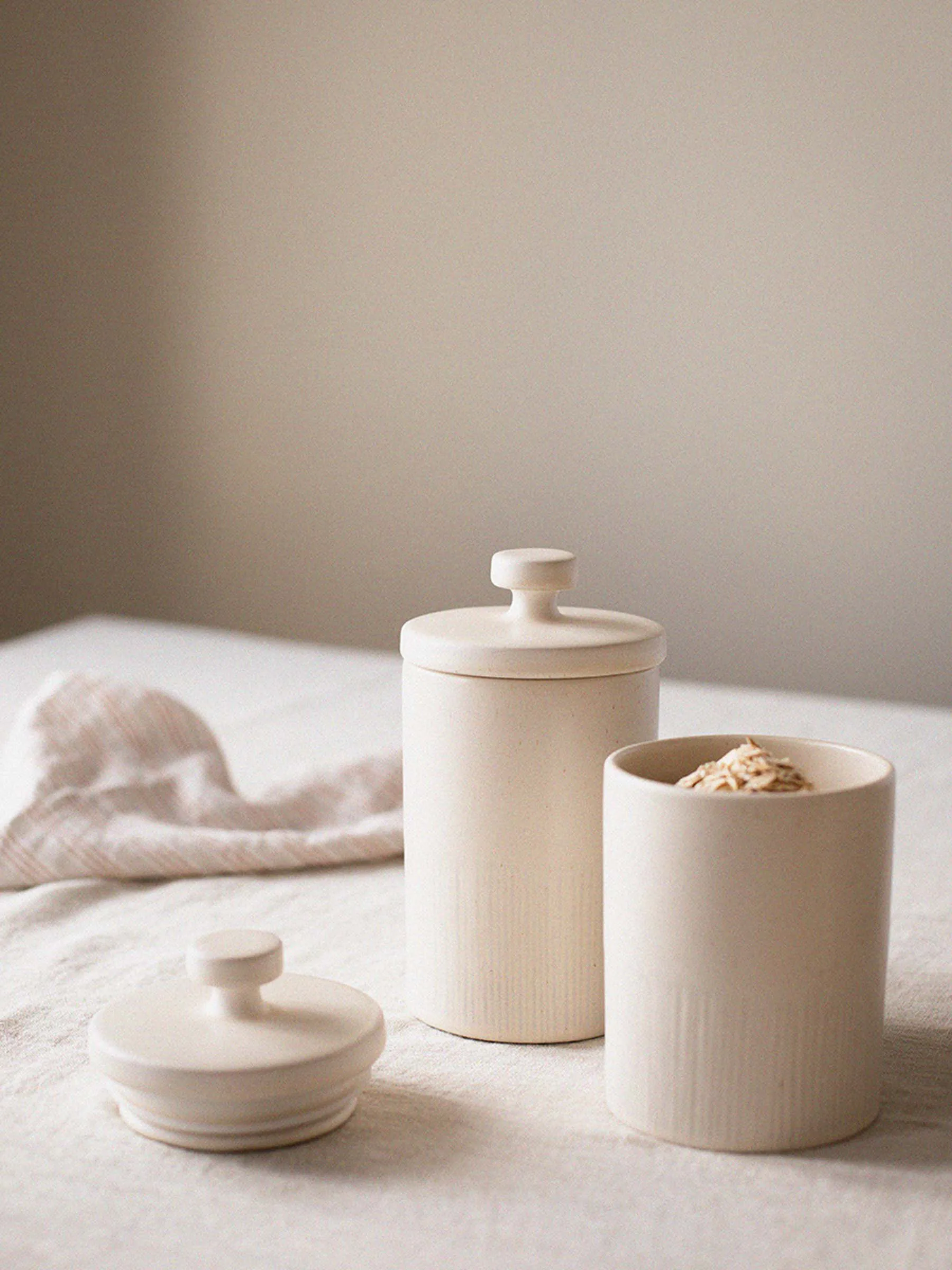 Palermo burk med lock, Offwhite, small 0,95 L Tell Me More