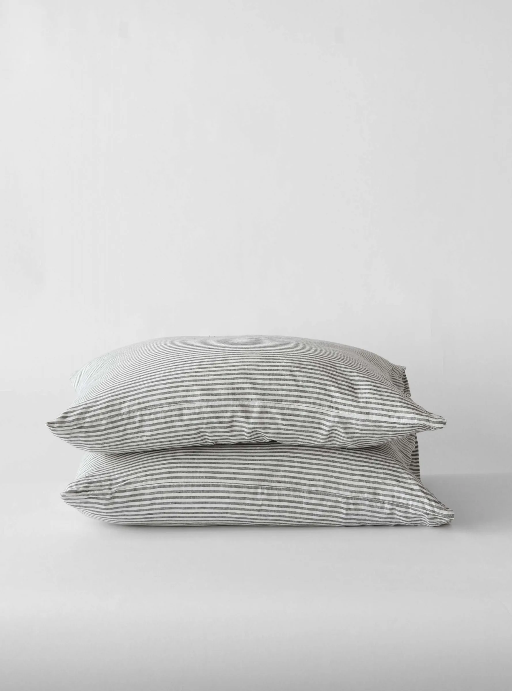 Stonewashed linen örngott 50x70 cm 2-pack, Grey-white Tell Me More