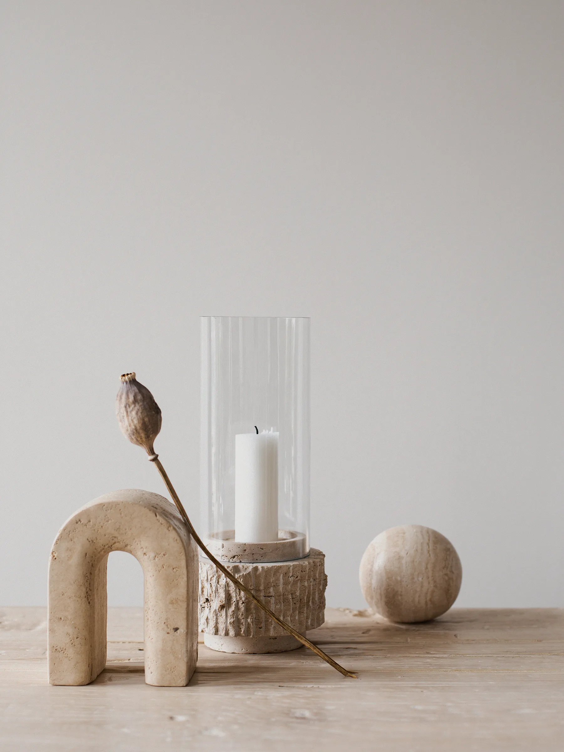 Travertine bokstöd, 15 cm Tell Me More