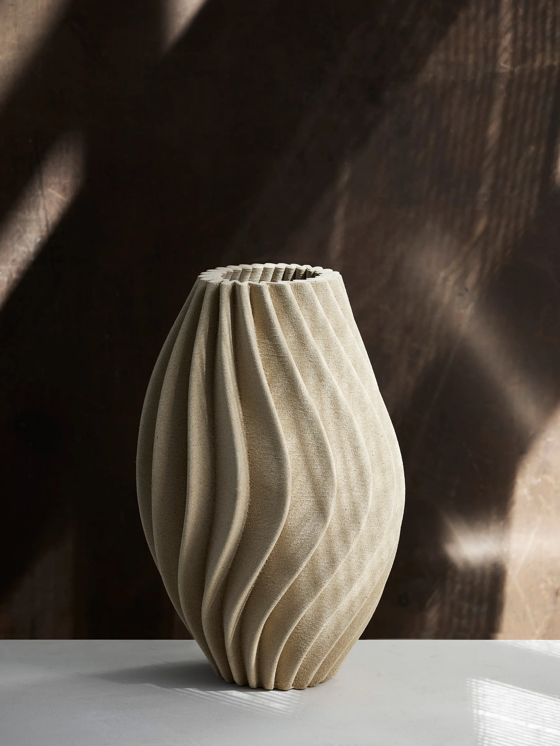 Vento vas, Sand, small 32 cm Tell Me More
