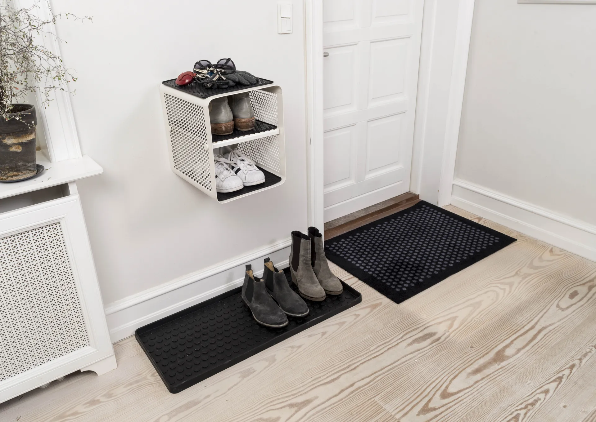 Dot dörrmatta, Black, 60x90 cm tica copenhagen