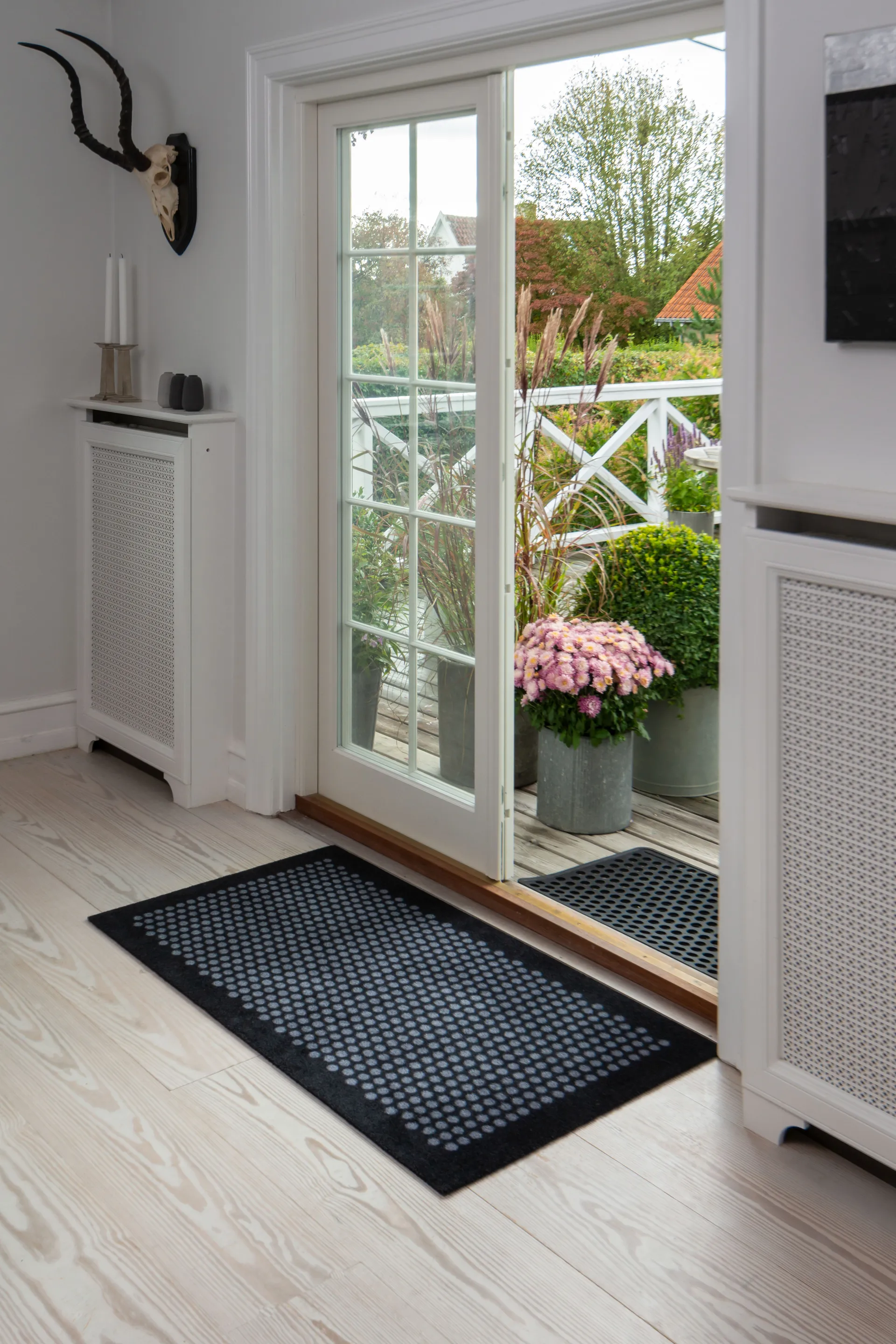 Dot gångmatta, Black, 67x120 cm tica copenhagen