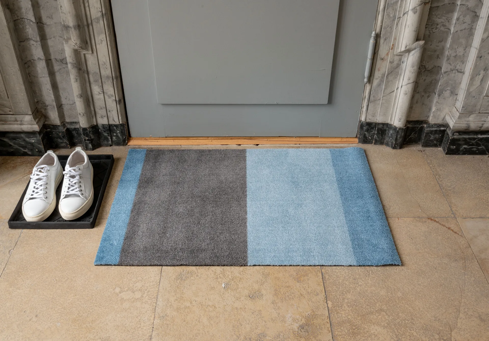 Stripes dörrmatta, Blue-steel grey, 60x90 cm tica copenhagen